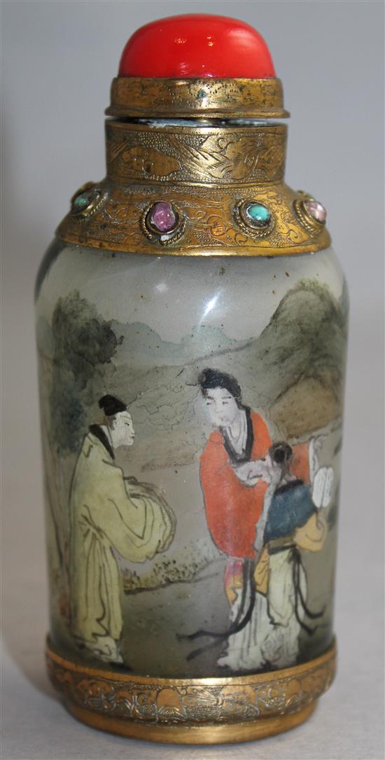 A Chinese inside-painted glass table snuff bottle, early 20th century, Richards no. 72